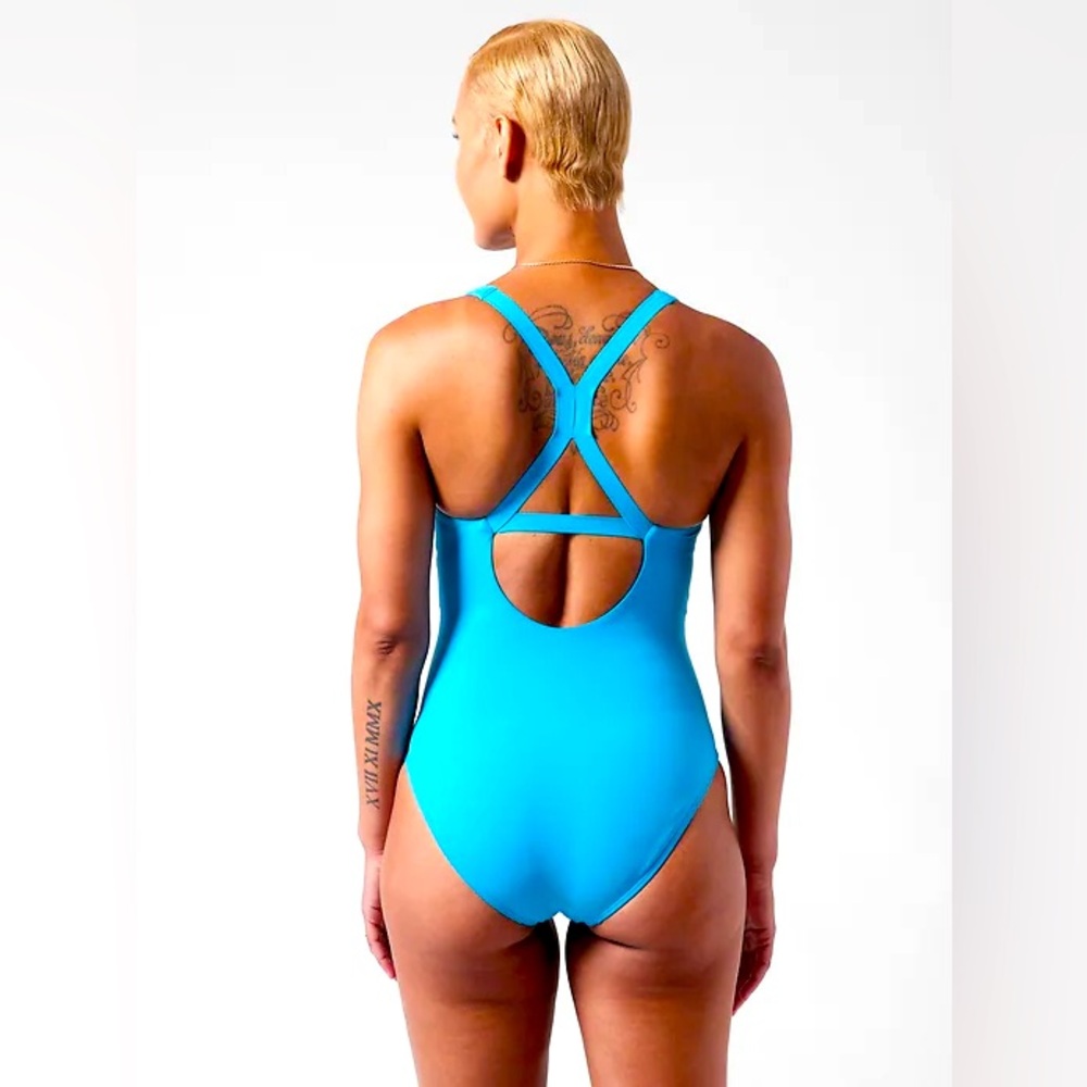 NWT Athleta Malibu One Piece Swimsuit - Santorini Blue Sz Large